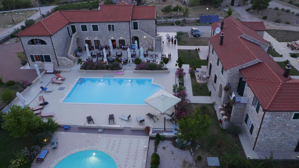 Pansion Skelin Hotel Drinovci ภายนอก รูปภาพ