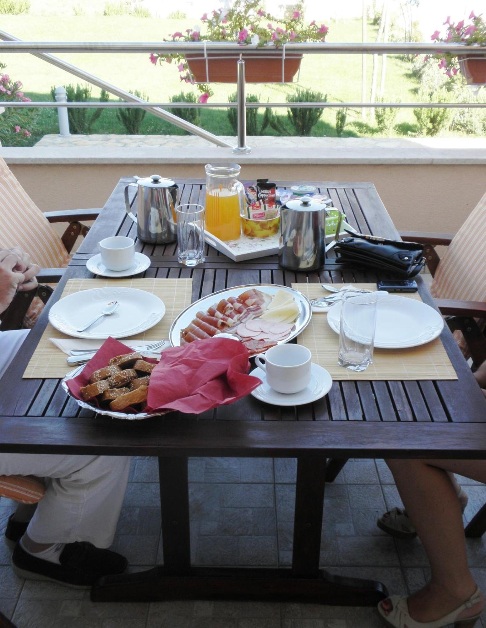 Pansion Skelin Hotel Drinovci ภายนอก รูปภาพ