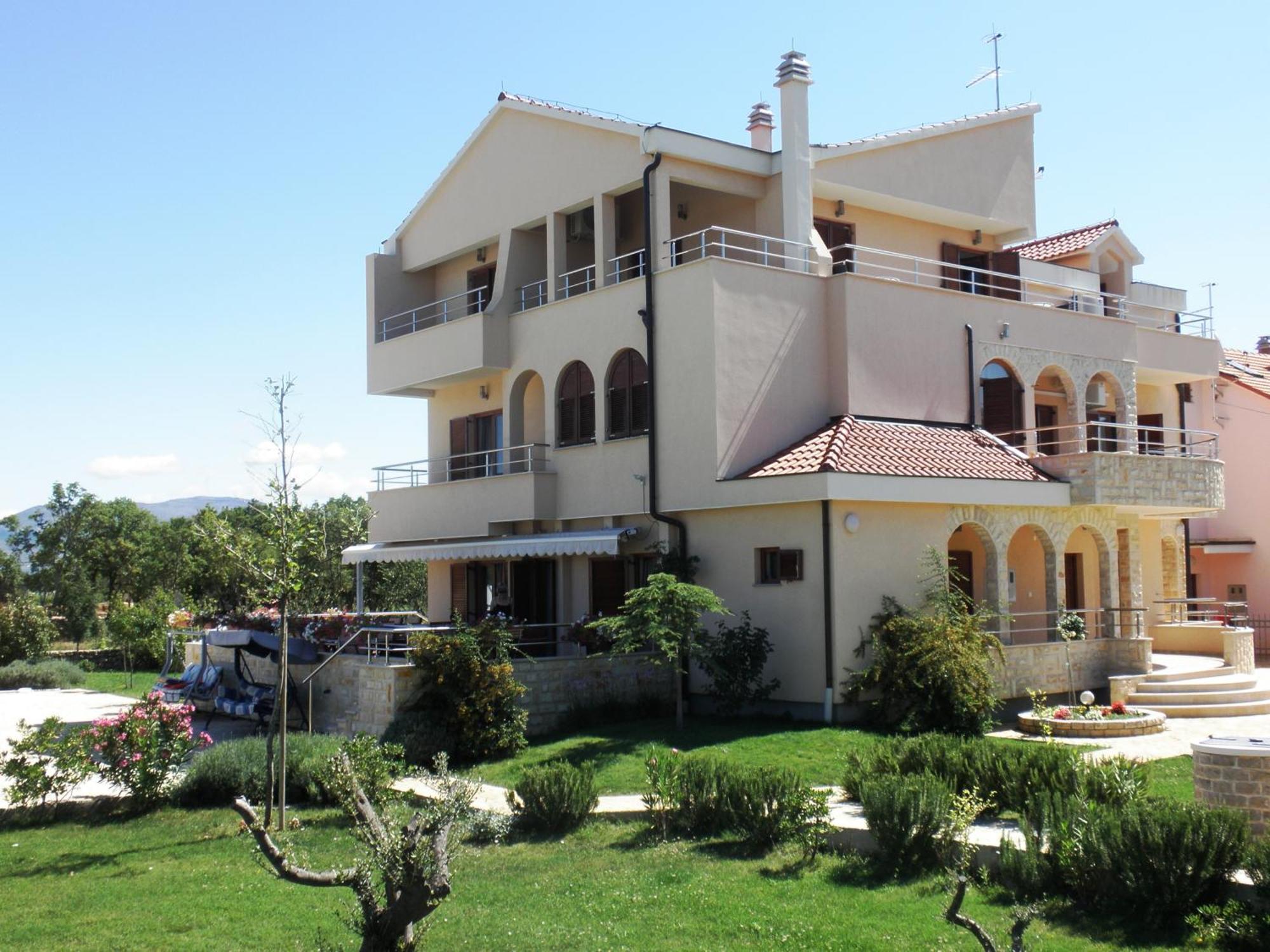 Pansion Skelin Hotel Drinovci ภายนอก รูปภาพ