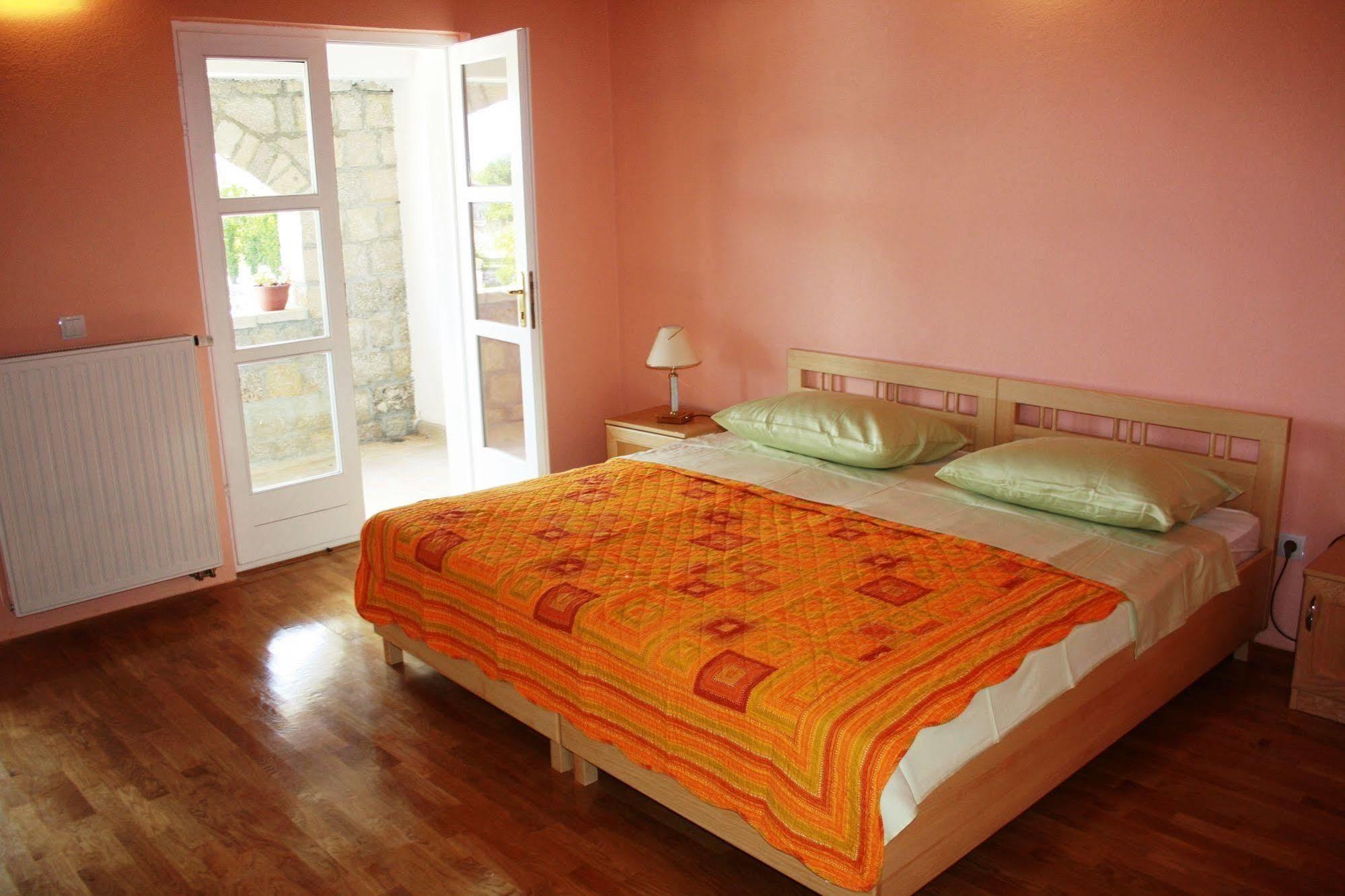 Pansion Skelin Hotel Drinovci ภายนอก รูปภาพ