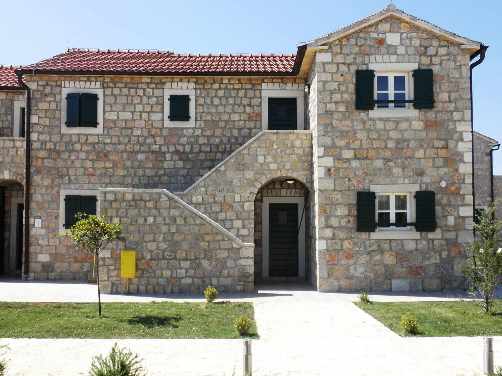 Pansion Skelin Hotel Drinovci ภายนอก รูปภาพ